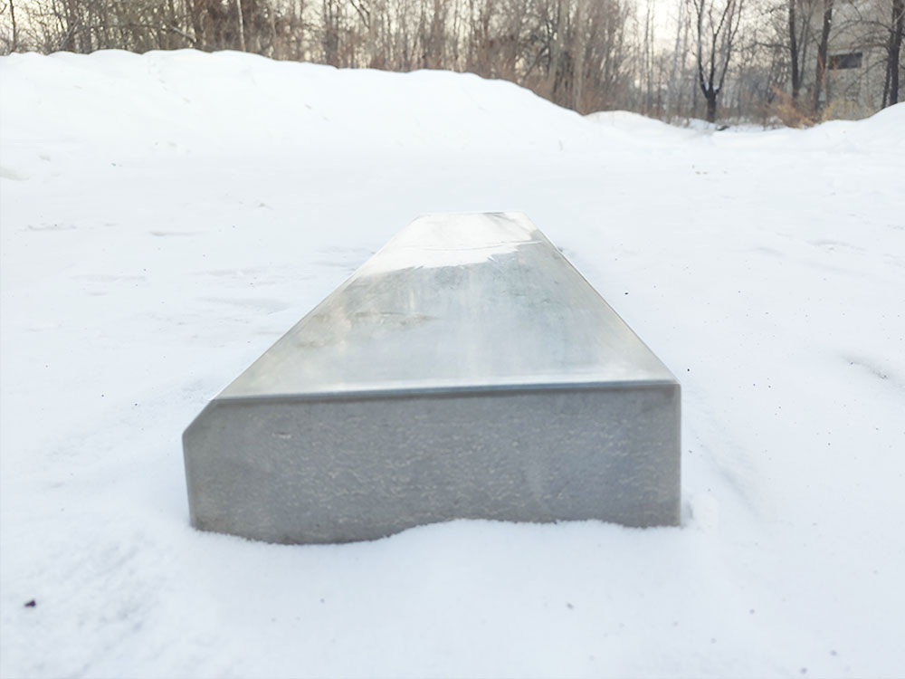 Бордюр метровый с глянцевой поверхностью